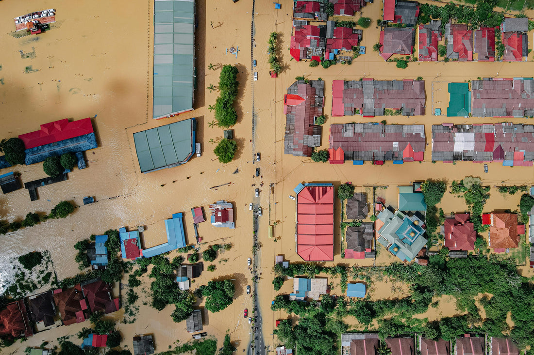 What Is the Safest Way to Filter Water During Floods?